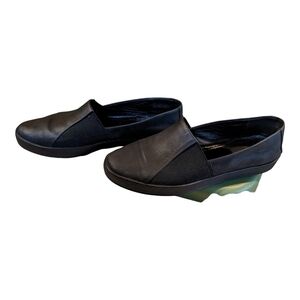 Eileen Fisher Leather Slip On w/Elastic Sides 3/4" Rubber Platform, 7 Comfort